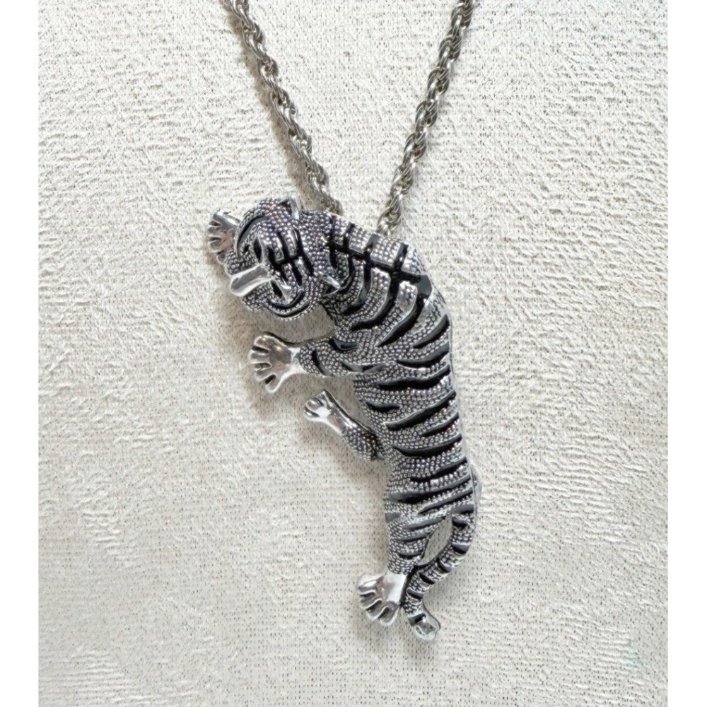 Silver Tone Black Tiger Brooch Pendant Necklace 28 Inch Chain Chinese Signed
